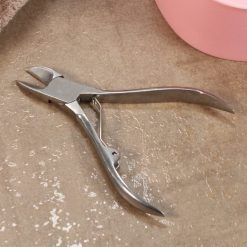 Pinza Cutícula